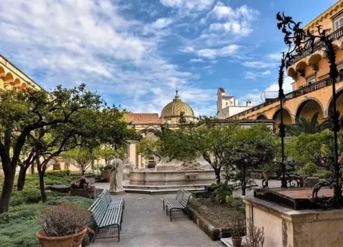 Chiostro di San Gregorio Armeno