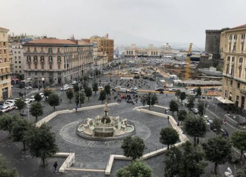 Coronavirus a Napoli, la fase 2 per ripartire